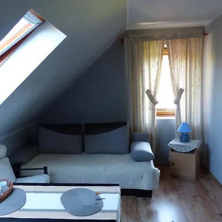 U Zoskip בית אירוח